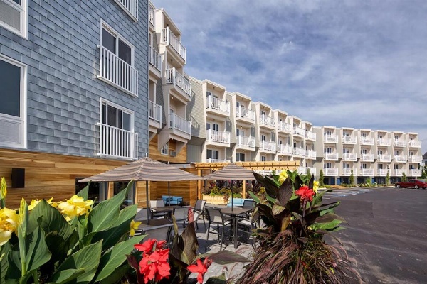 Rockland Harbor Hotel image 15